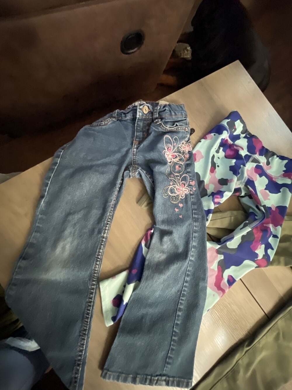 Lei Lowrise kids Jeans Size 5 Butterfly Embroidered Flare
